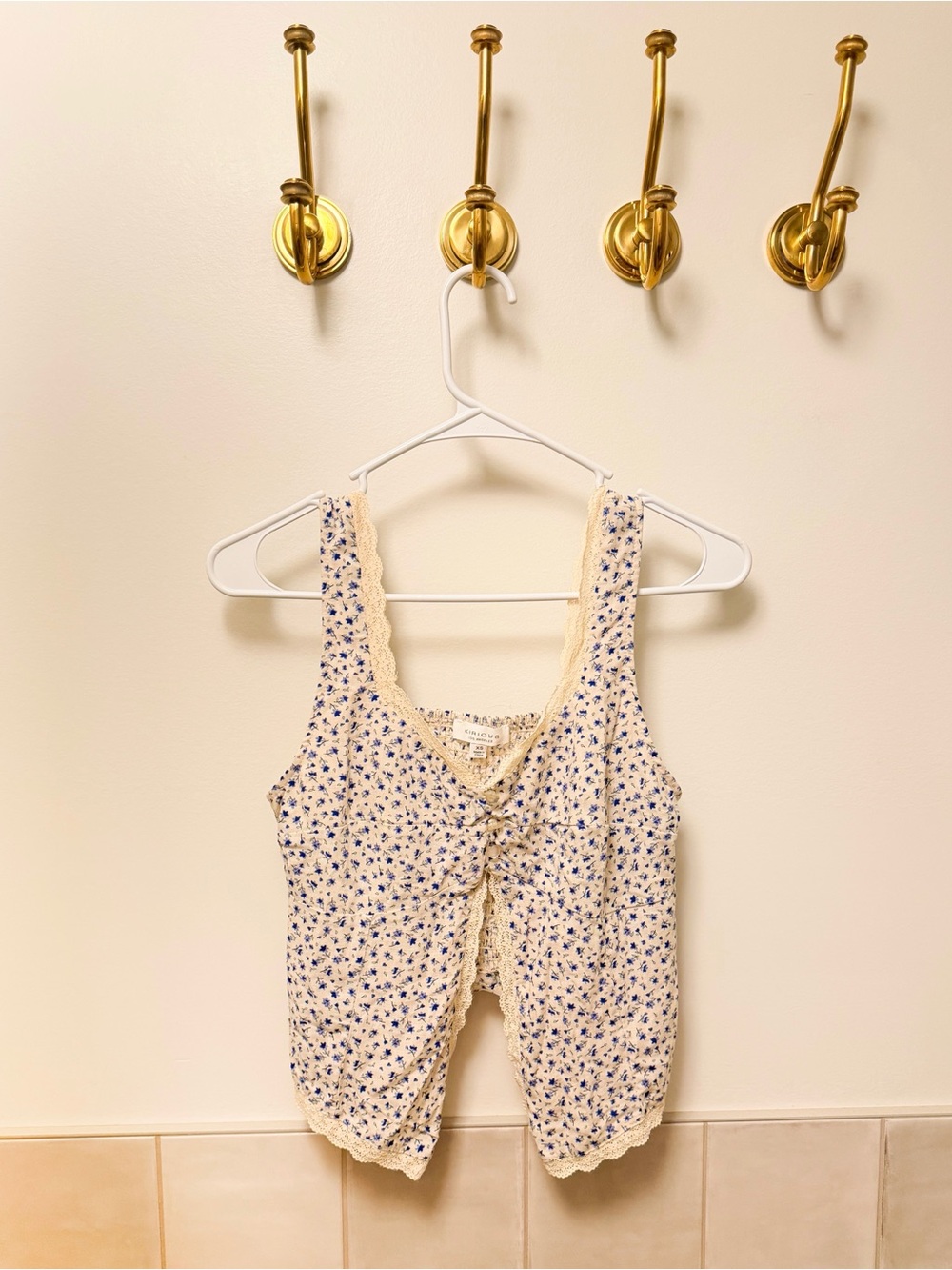 Kirious Los Angeles Floral Crop Top Tank